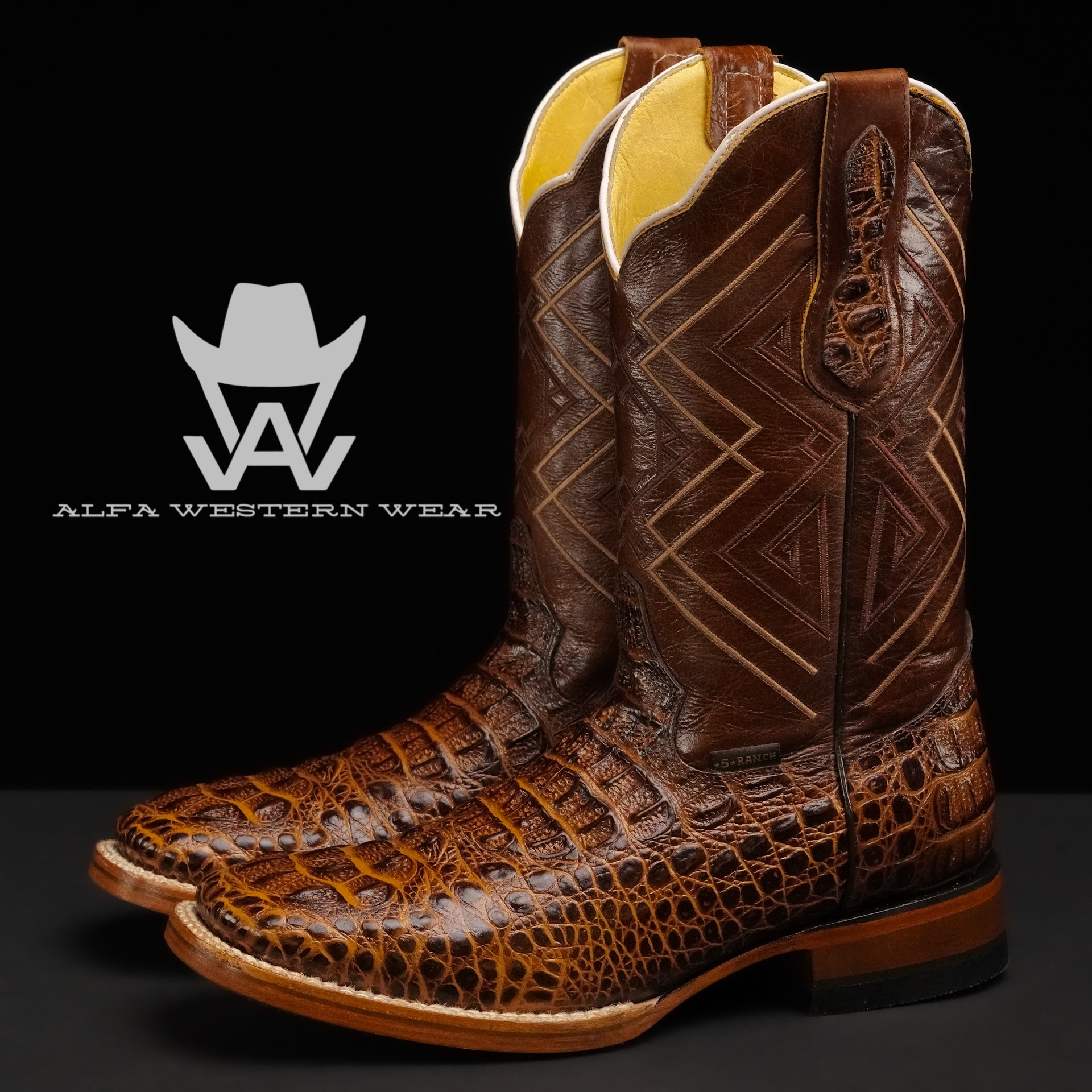 Men’s Handmade Honey Caiman Neck – Square Toe