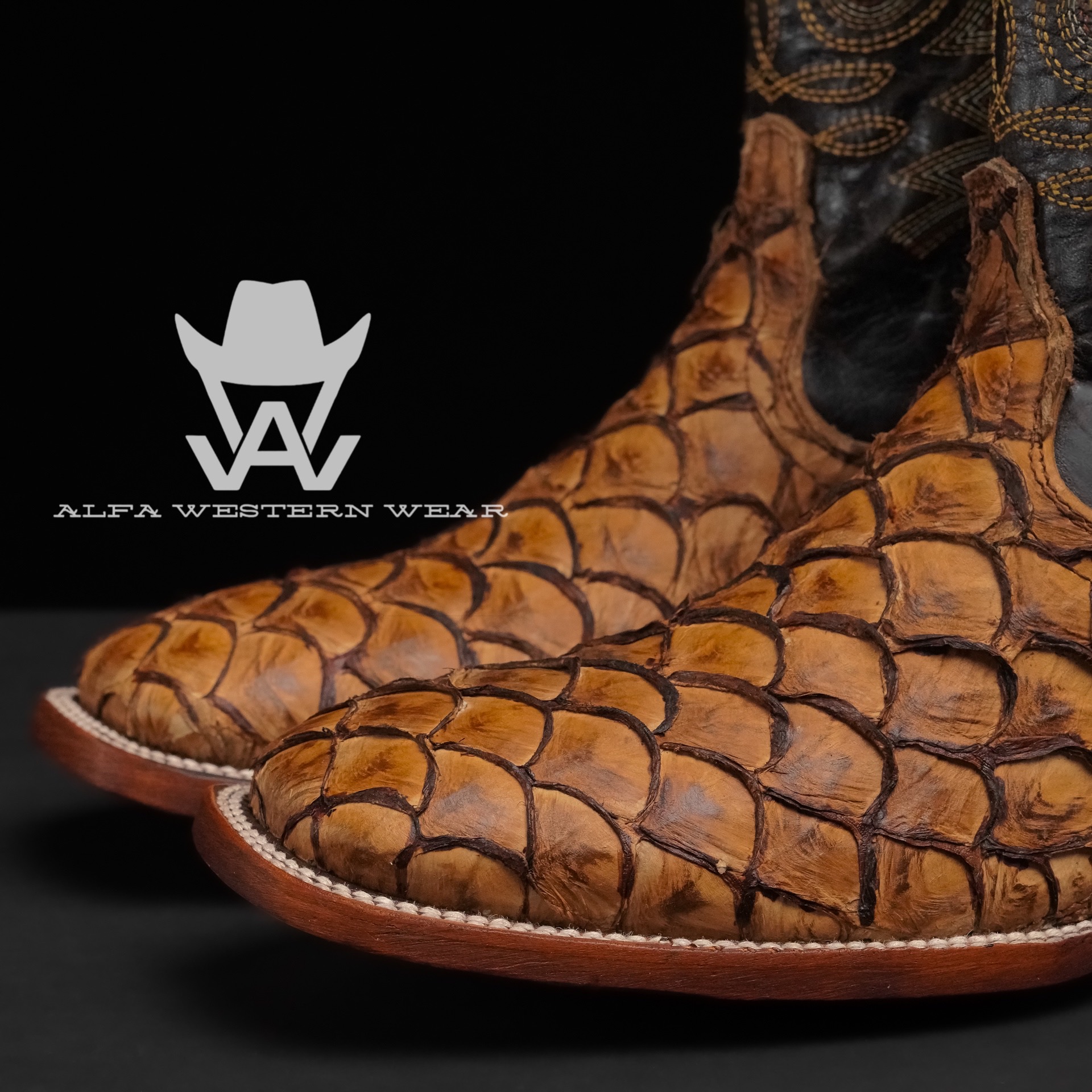 Men’s Genuine Antique Saddle Pirarucu – Square Toe - Image 3