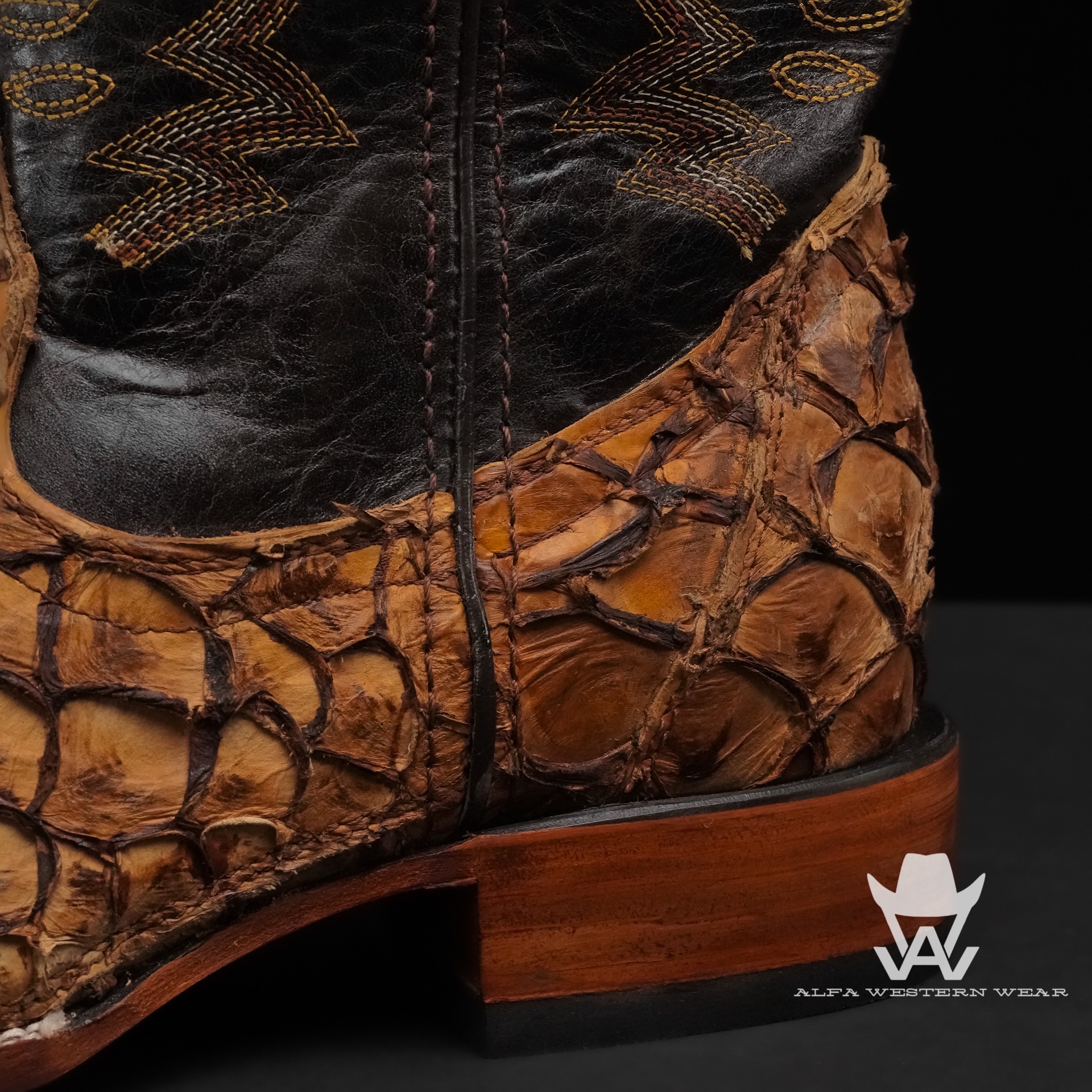 Men’s Genuine Antique Saddle Pirarucu – Square Toe - Image 4