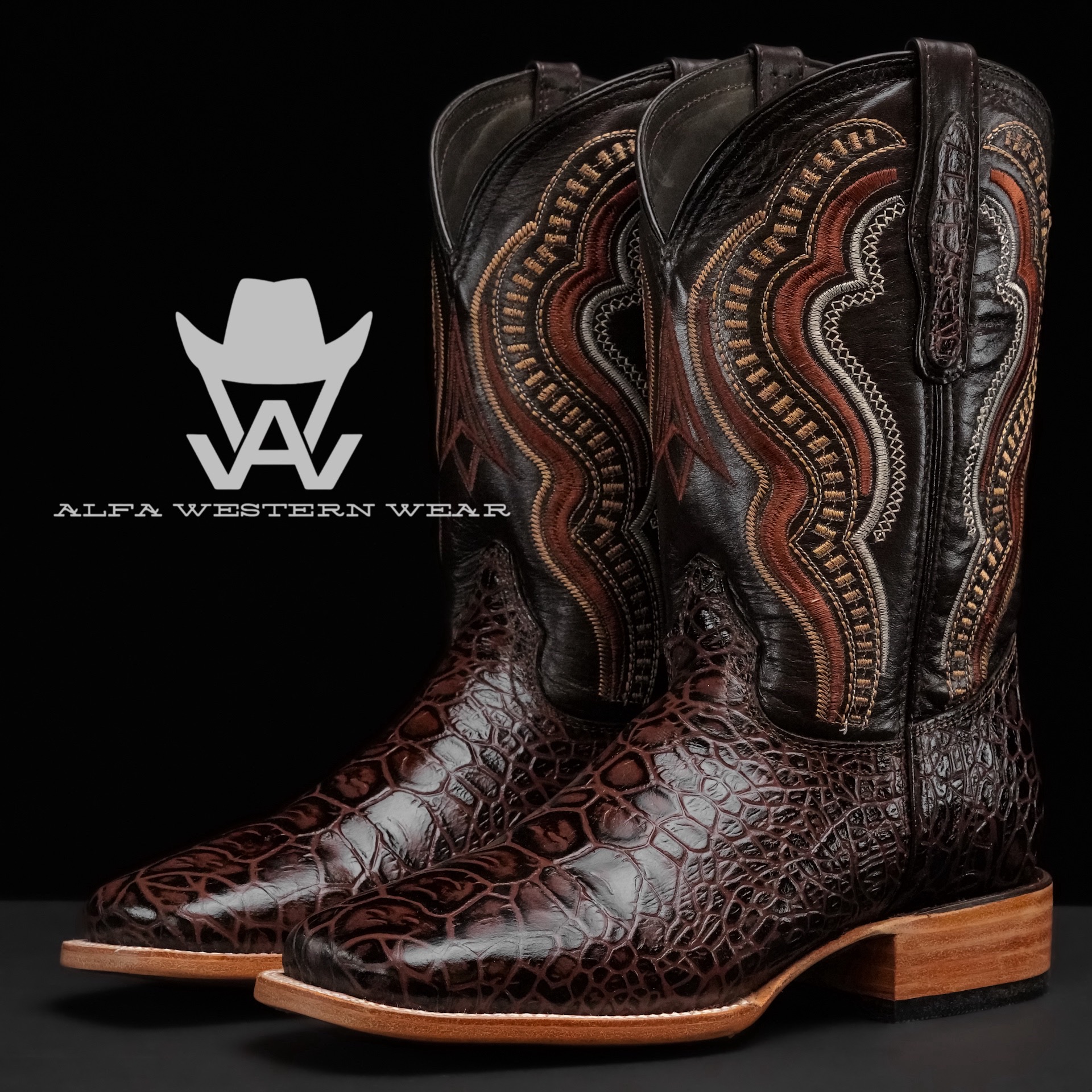 Men’s Handmade Brown Sea Turtle – Square Toe