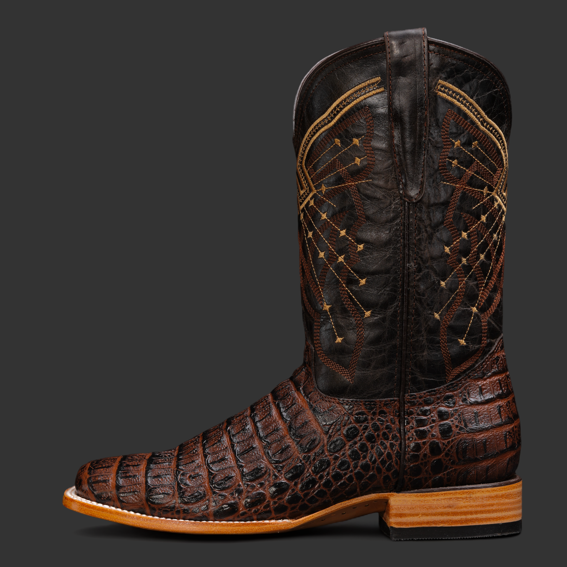 Brown Caiman Horn Back – Square Toe