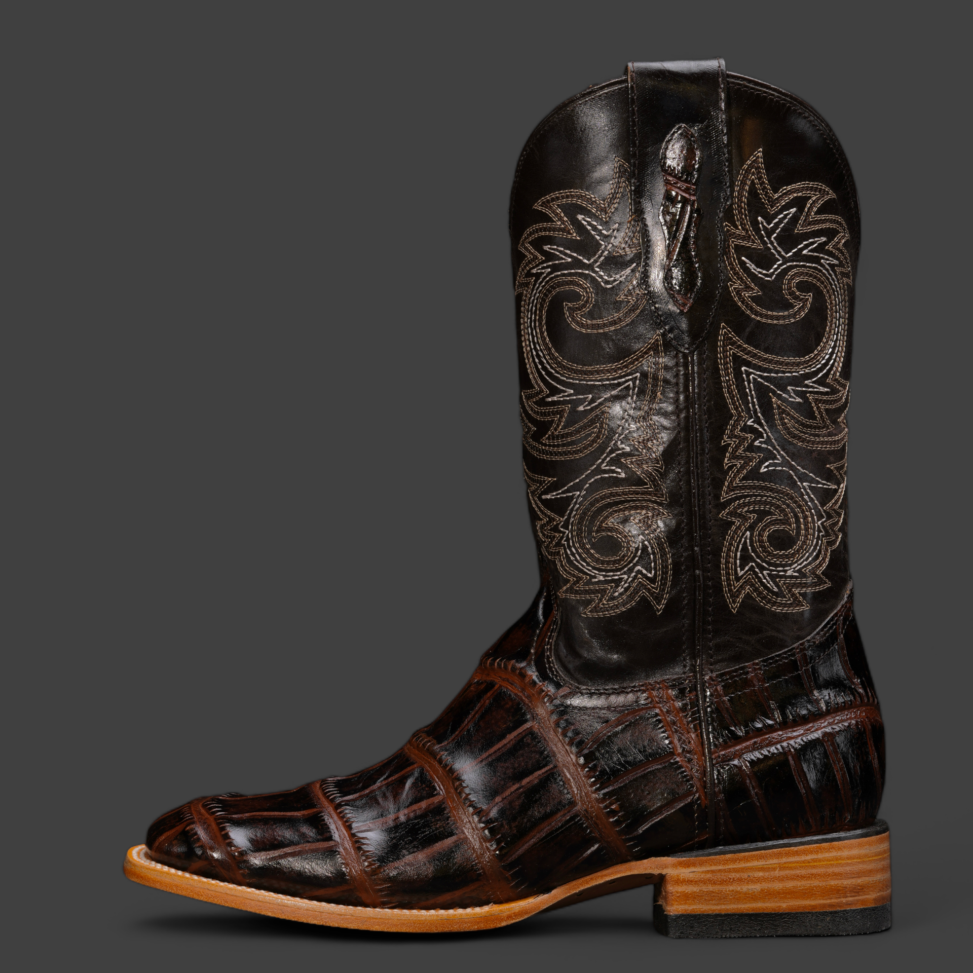Brown Alligator – Square Toe