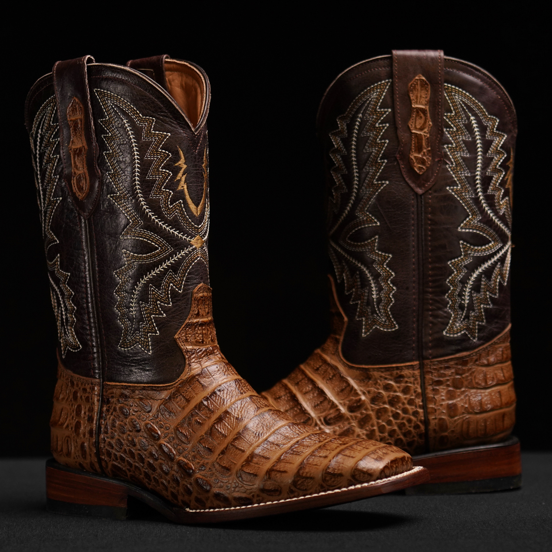 Honey Caiman Horn Back - Square Toe