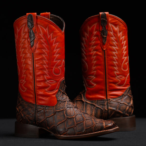 Cognac Pirarucu - Rodeo Toe