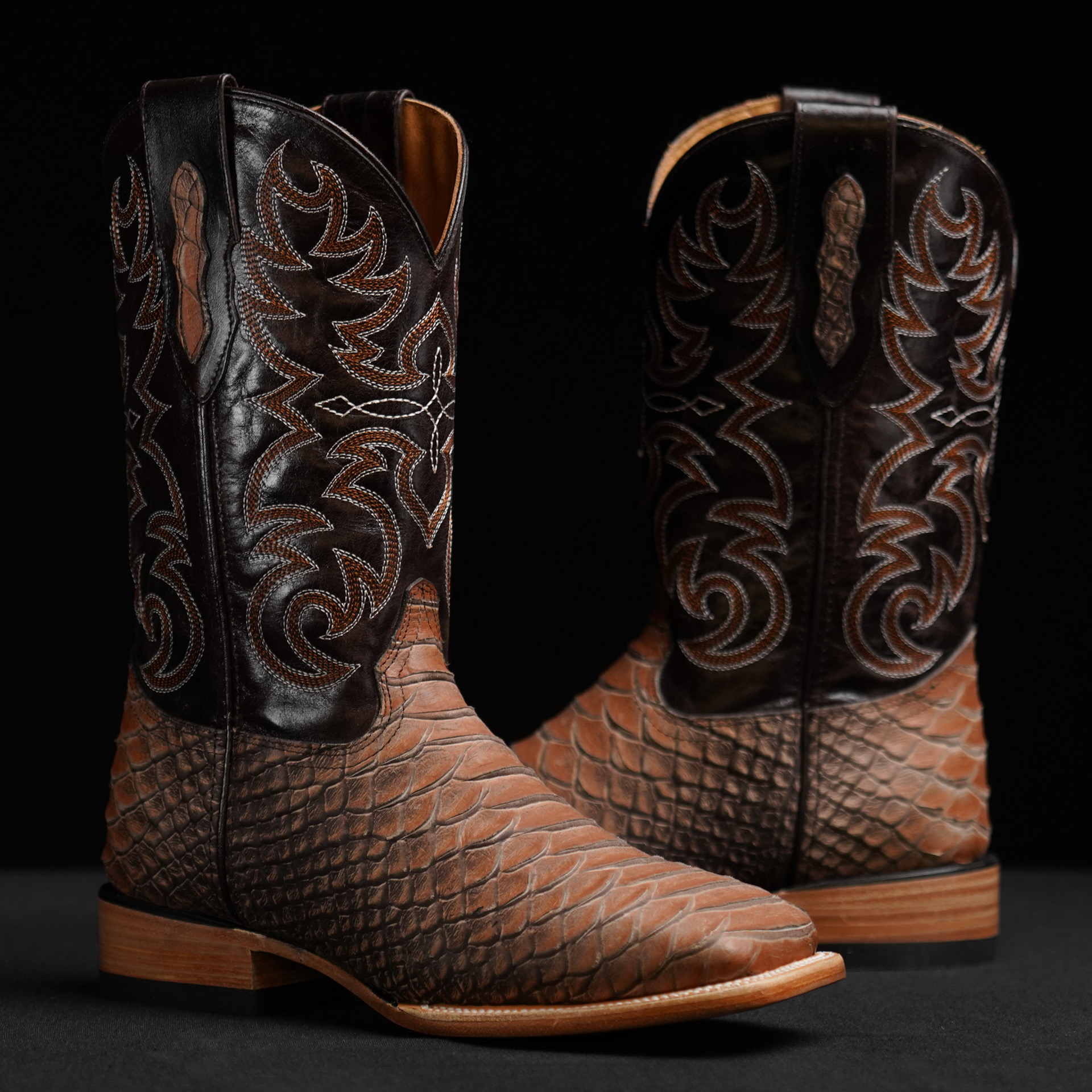 Brown Giant Python – Square Toe