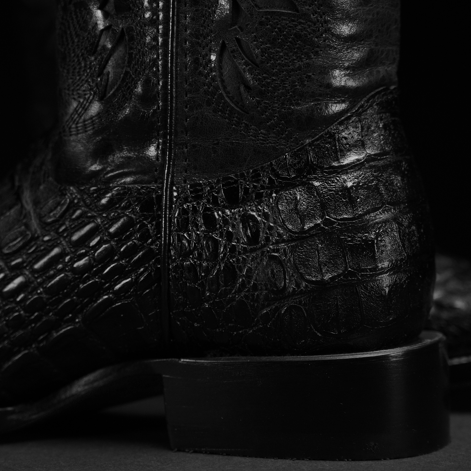 Black Caiman Horn Back – Square Toe – Alfa Western Wear