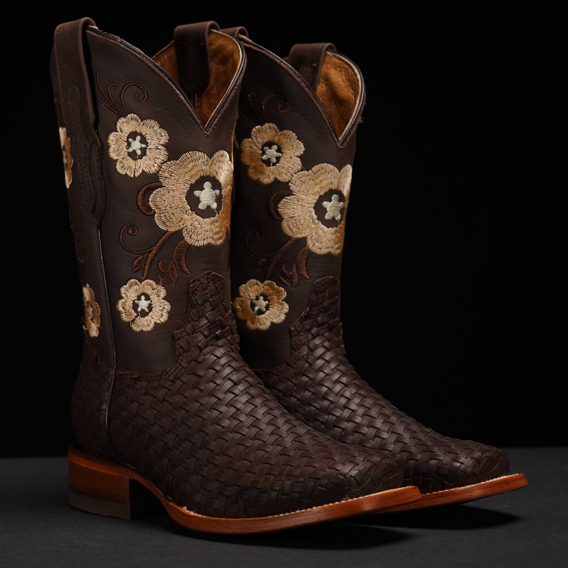 "Amapola" - Square Toe