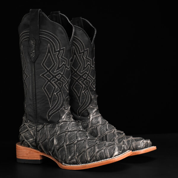 Gray Pirarucu – Square Toe