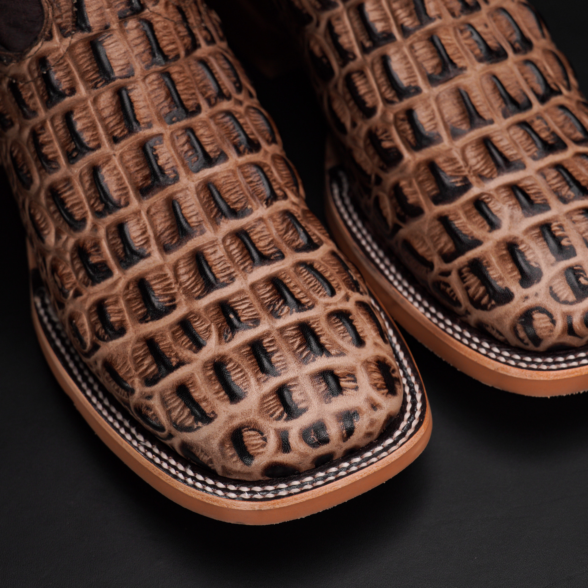 Desert Caiman Horn Back - Square Toe - Image 3