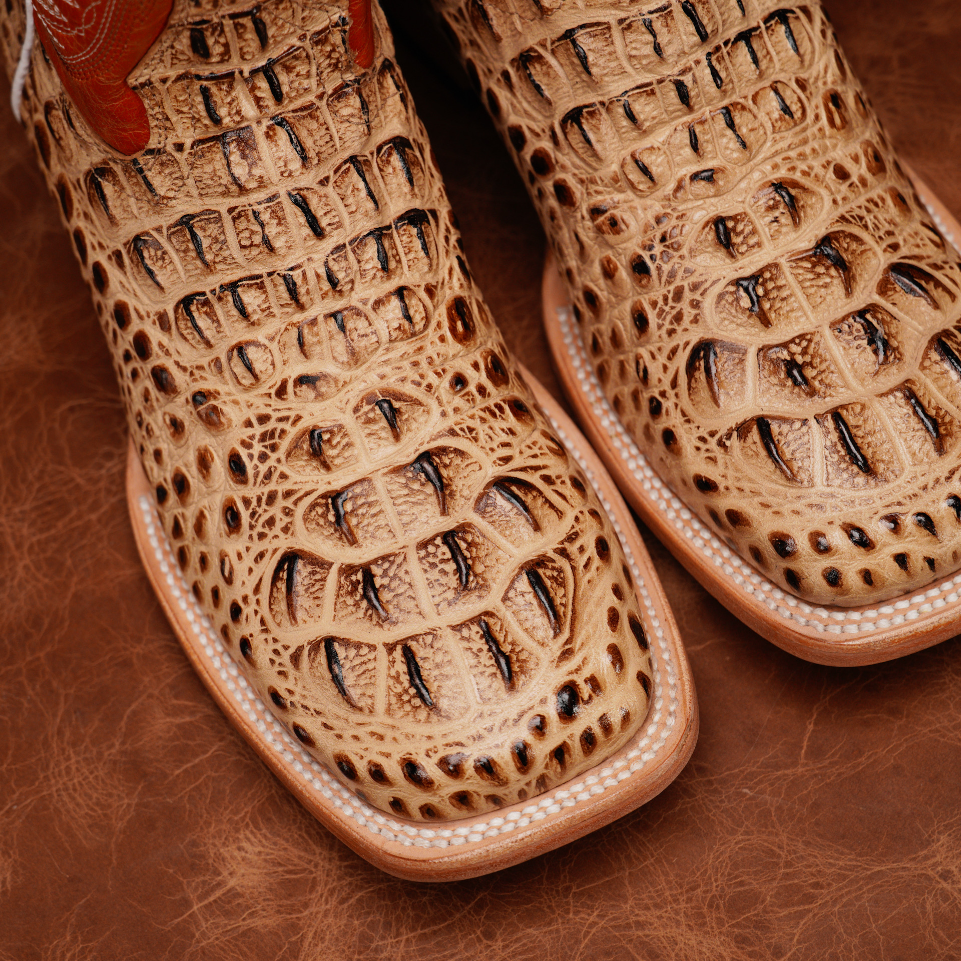 Orix Caiman Horn Neck – Square Toe - Image 3