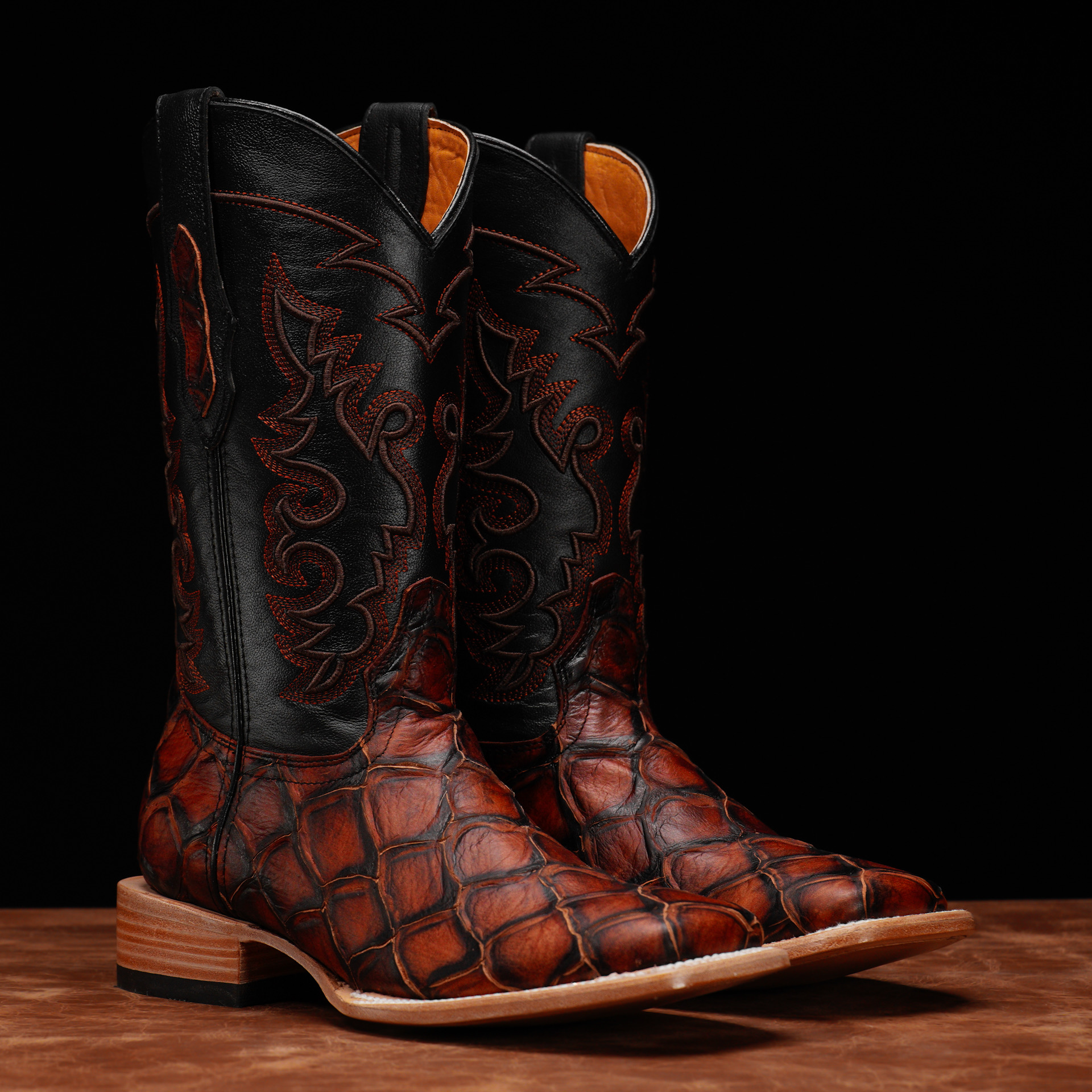 Cognac Rustic Fish Scale – Square Toe