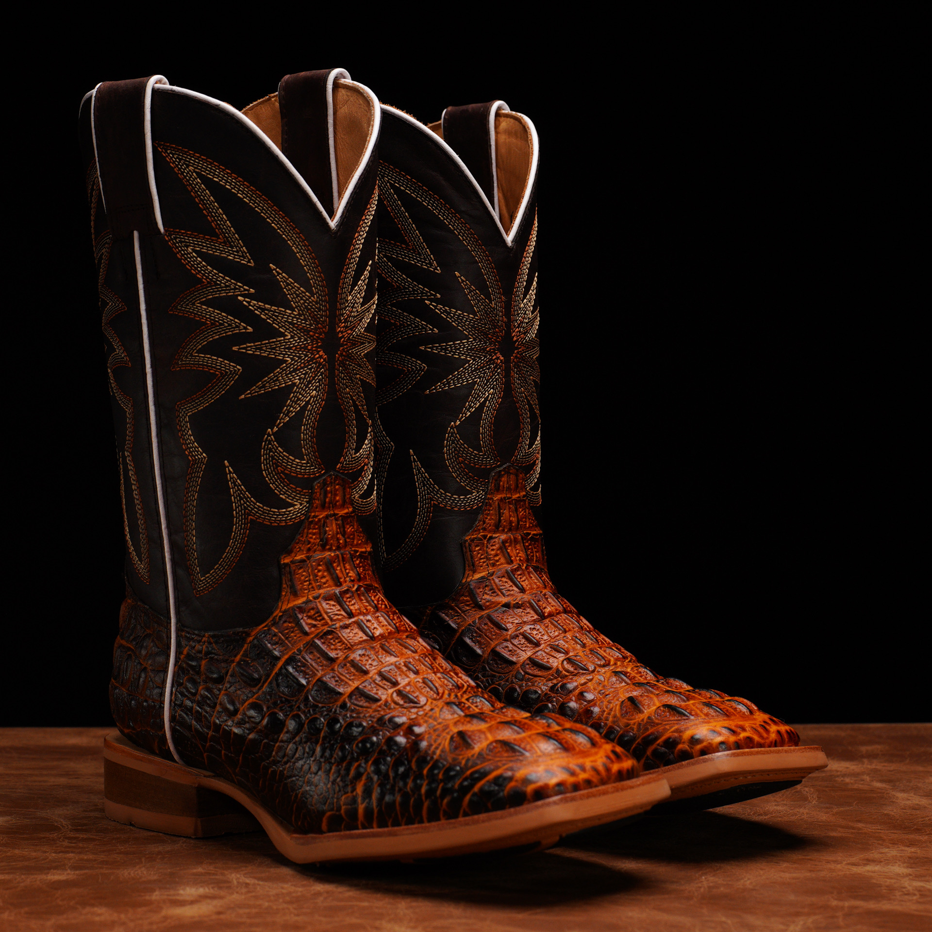 Cognac Caiman Neck - Square Toe