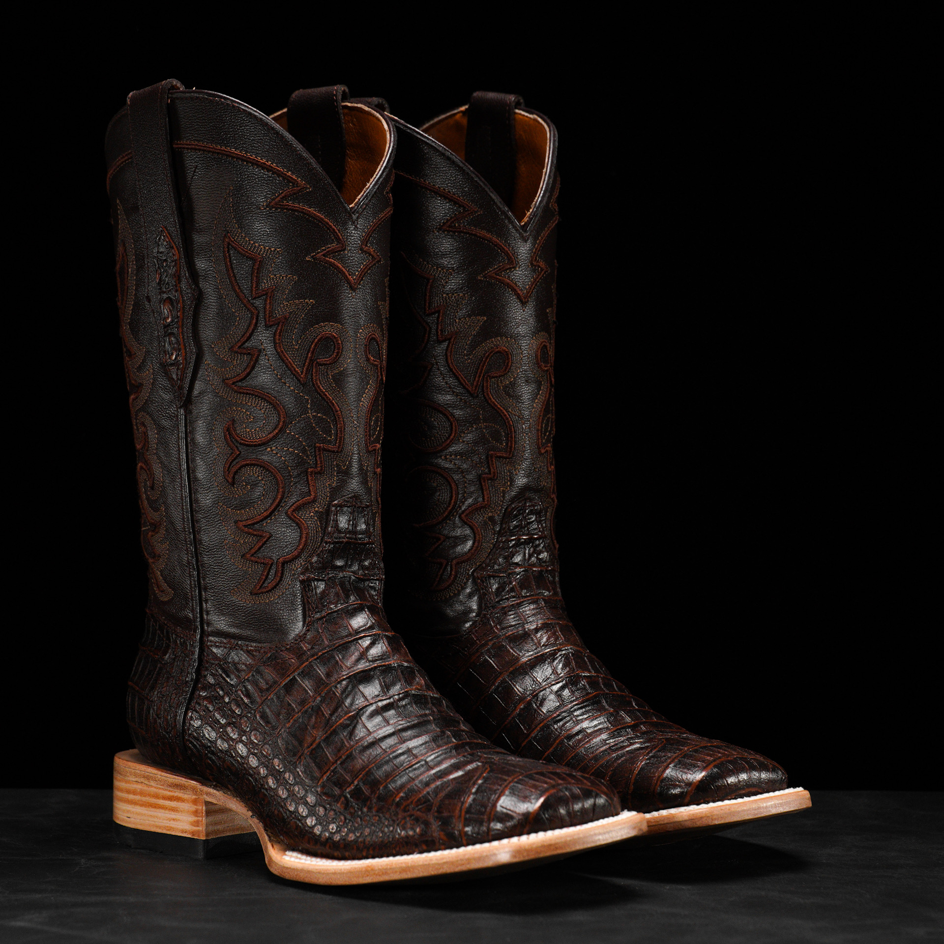 Cognac Caiman Belly - Square Toe