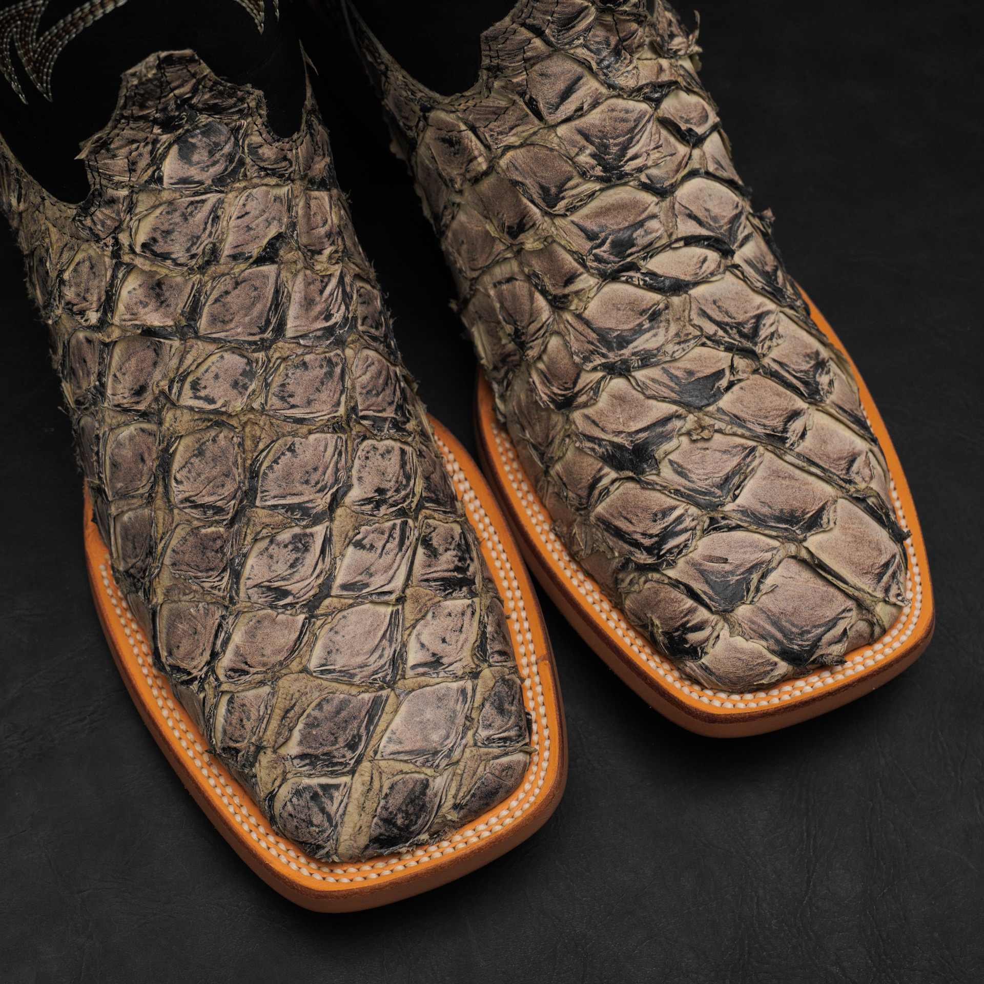 AUTHENTIC Bone Pirarucu – Square Toe - Image 3