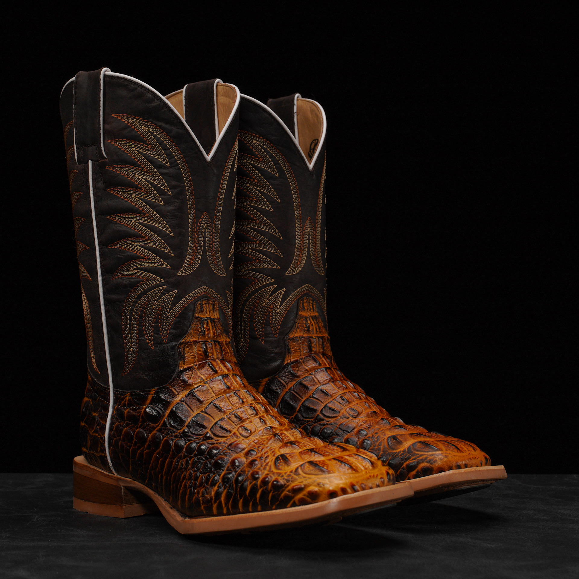 Honey Caiman Neck - Square Toe