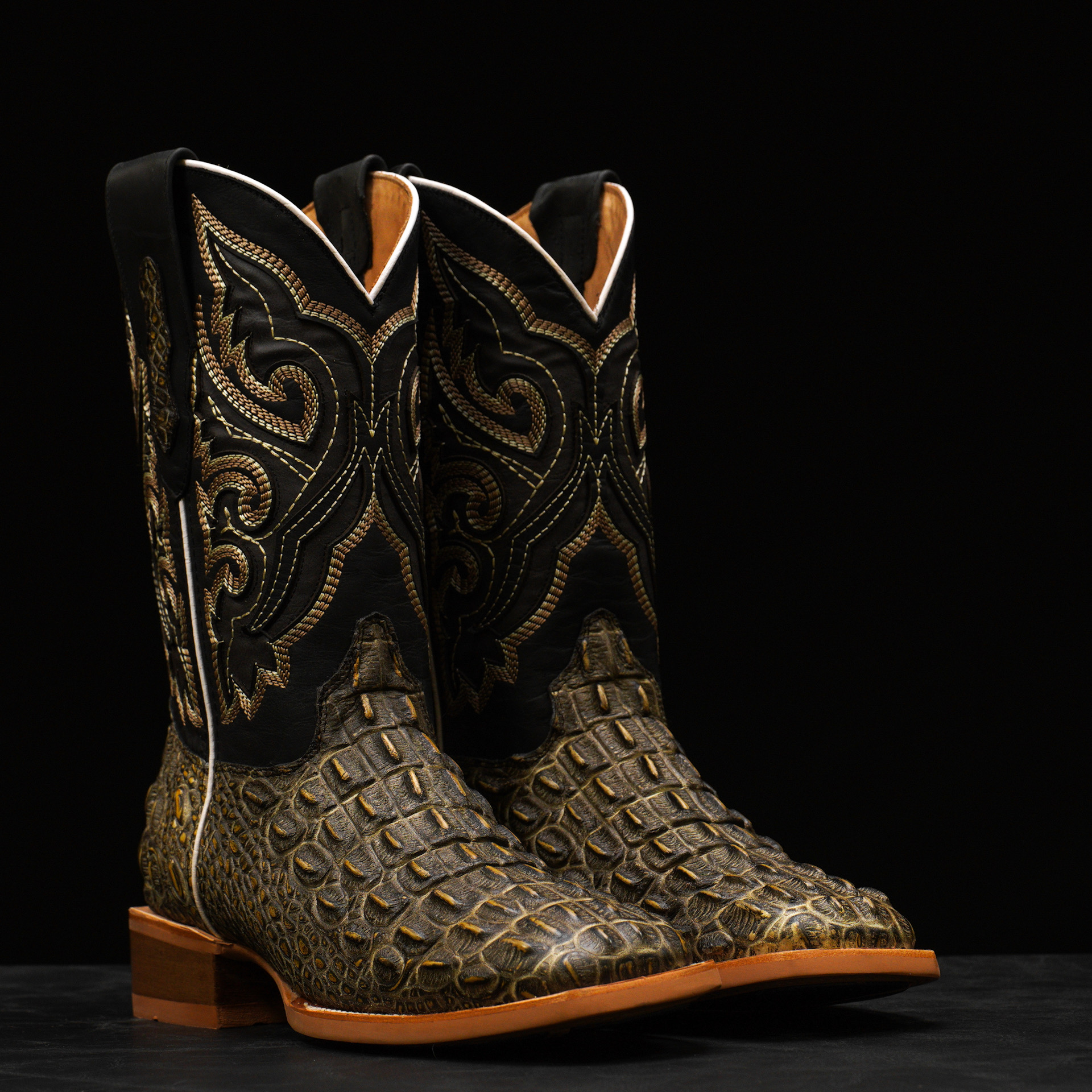 Rustic Bone Caiman Horn Back - Square Toe