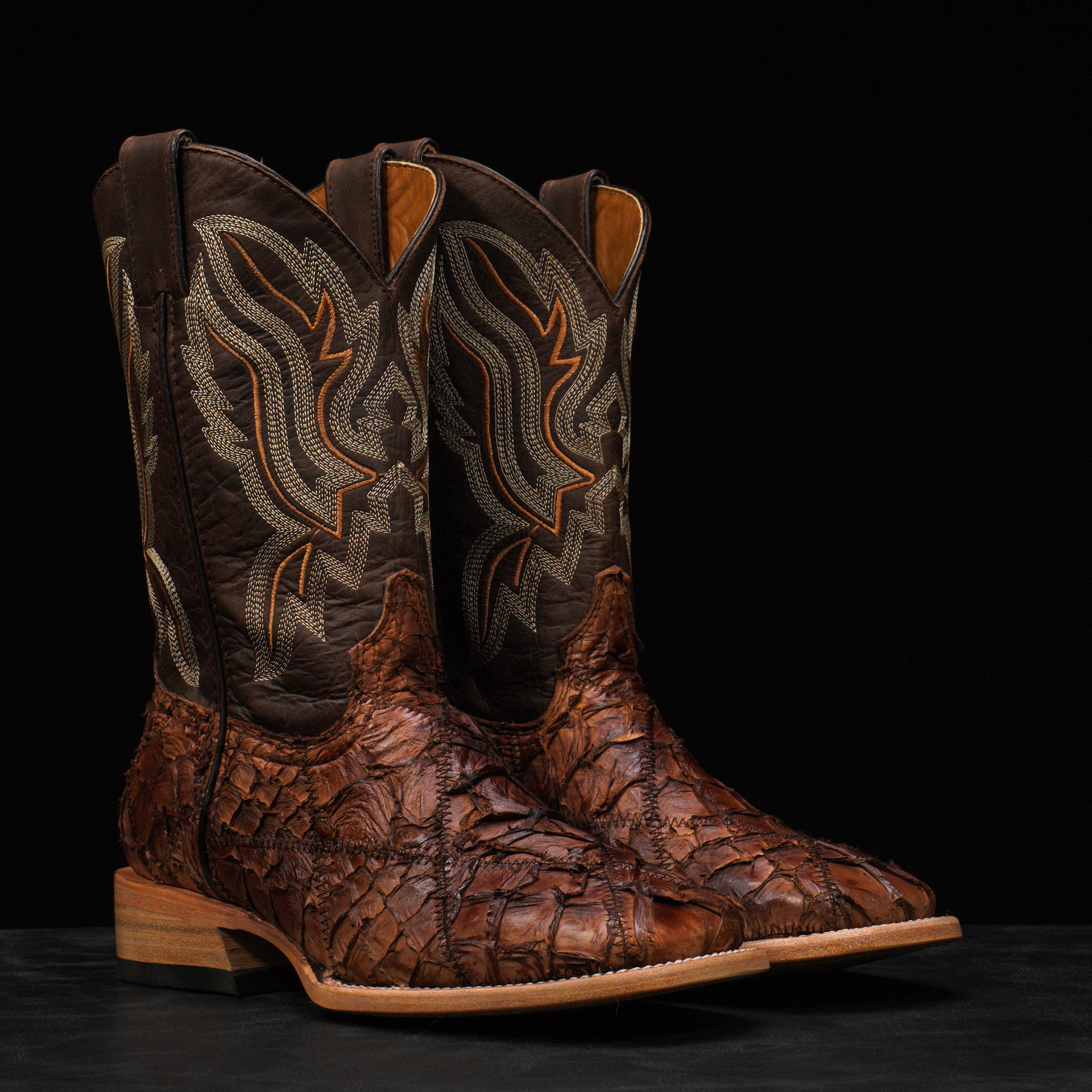 AUTHENTIC Brown Patch Work Pirarucu – Square Toe