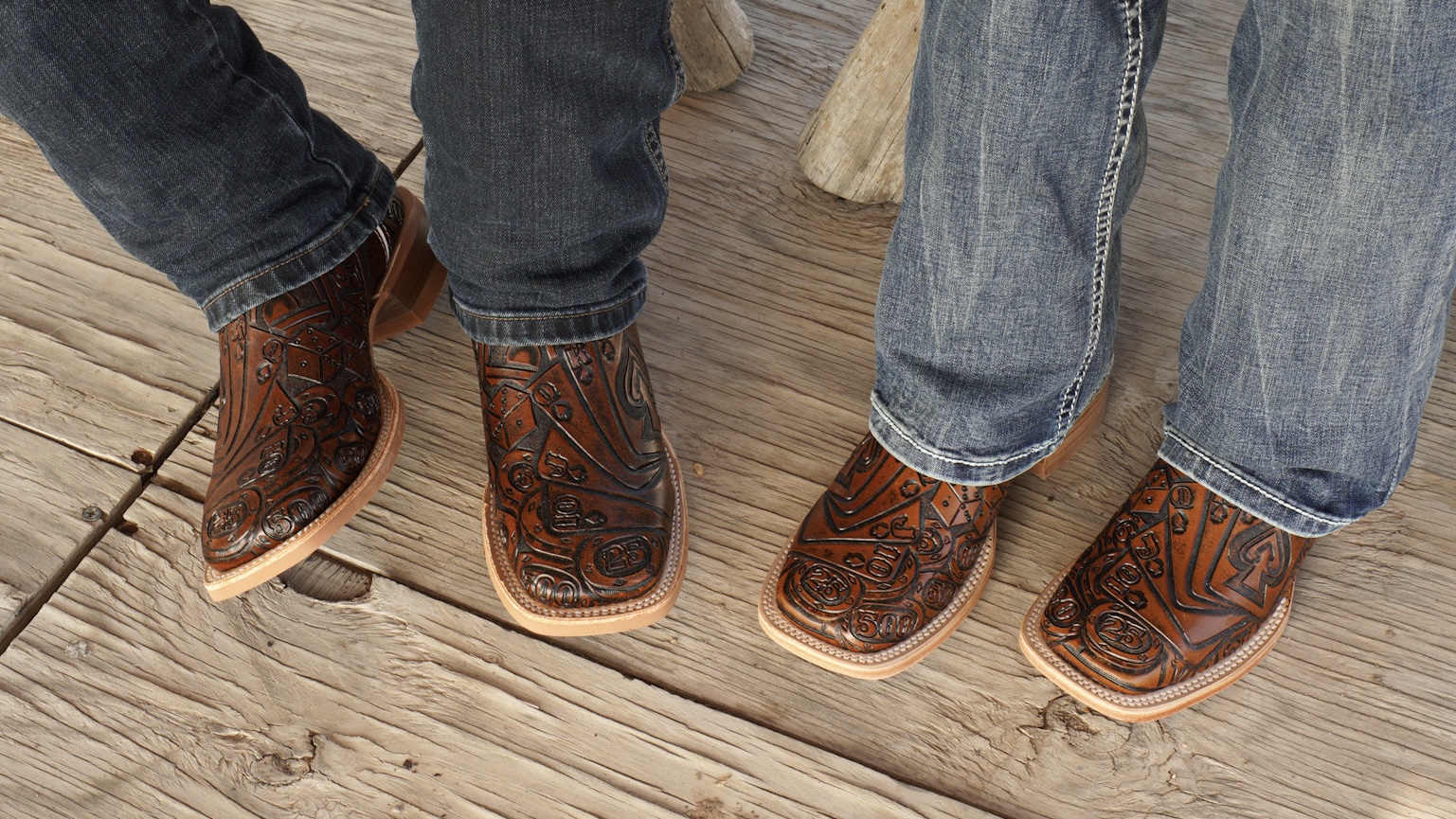 https://media.alfawesternwear.com/wp-content/uploads/2026/05/07184122/30213553-39E6-4BD9-9D9B-0161F7171CD8.jpg