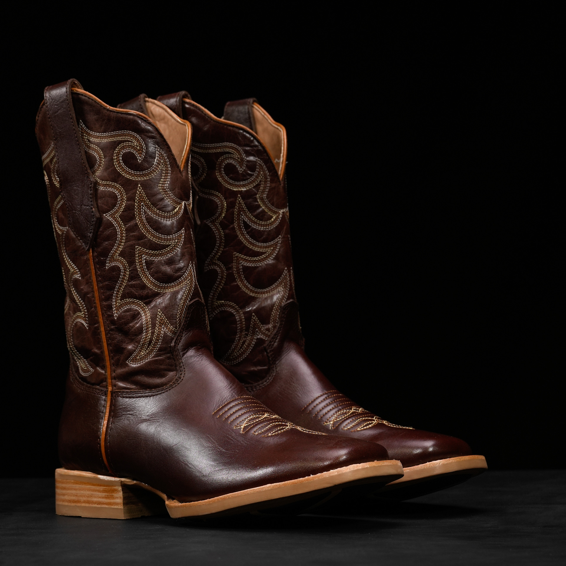 Brown Cowhide – Ranch Square Toe